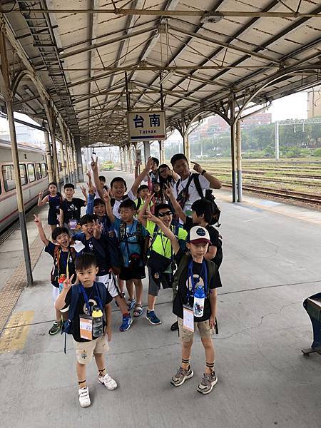 五天四夜小背包鐵道輕旅行