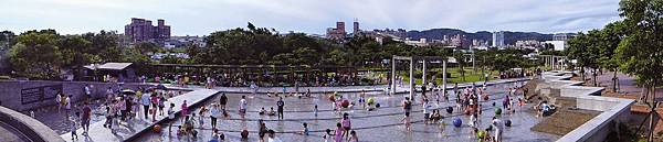 YGCM01.jpg YGCM01.jpg