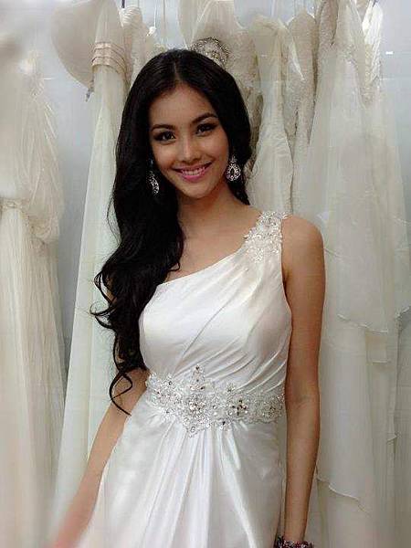 Waratthaya Wongchayaporn-Miss Thailand Earth 2012 (1)