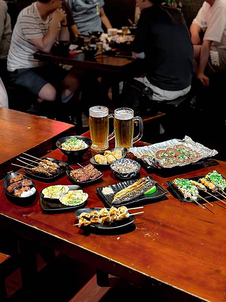 【食記】台北美食｜生日到士林居酒屋『雞老闆』聚餐送你桶仔雞