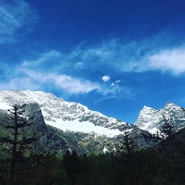 四姑娘山