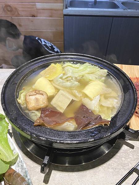 Fw: [食記] 桃園 石的飽石頭火鍋