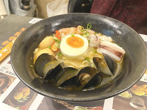 [食記] 台北 大安 林記海南雞飯