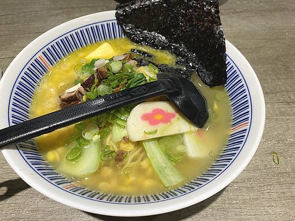 [食記] 台中 西屯 拉麵商店