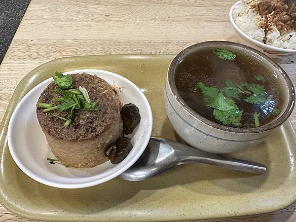 [食記] 台北 中正 王記排骨酥湯