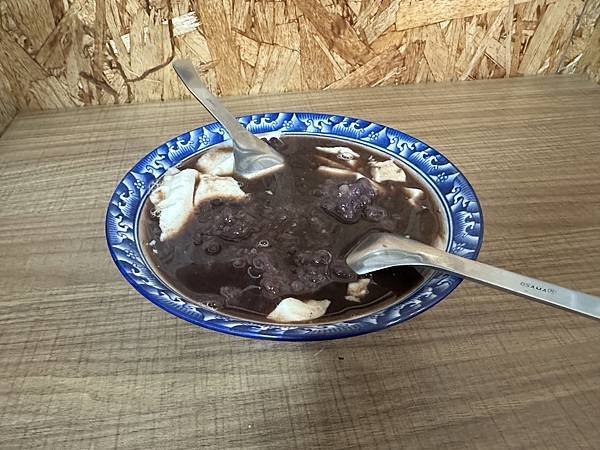 [食記] 新北 板橋 吃豆腐祖傳手工豆花冰品店