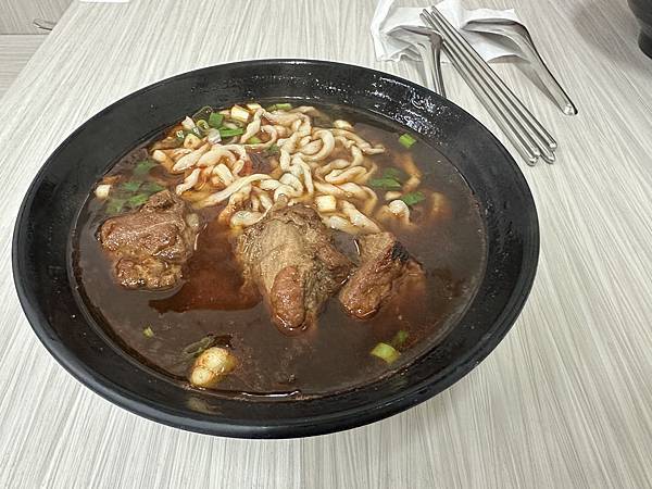 [食記] 台東 小李子紅燒排骨麵