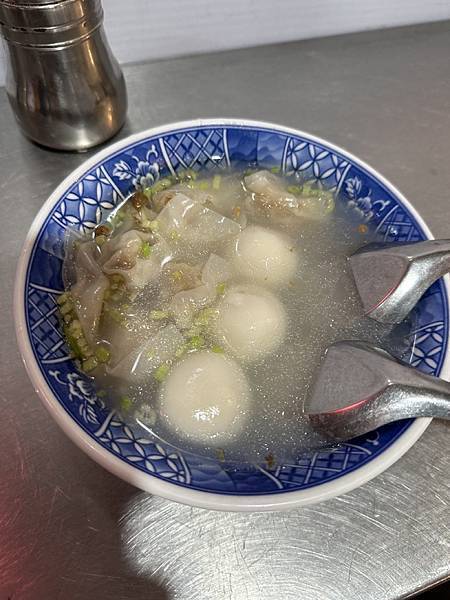 [食記] 新北 三重 阿文餛飩湯圓