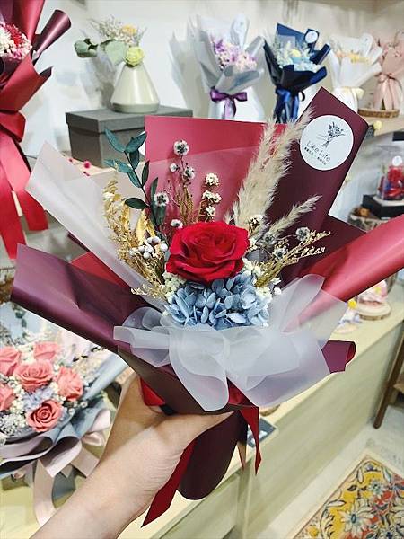 母親節花束推薦,中型永生玫瑰花束紅色.JPG 母親節花束推薦,中型永生玫瑰花束紅色.JPG