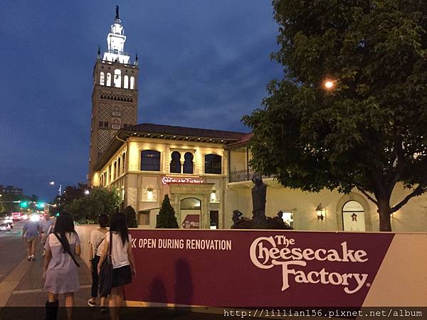 the cheesecake factory(Kansas City).jpg