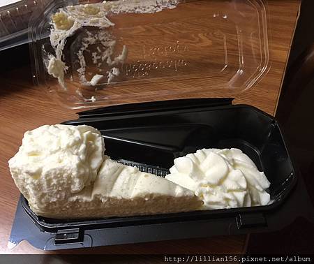 Vanilla Bean Cheesecake.jpg