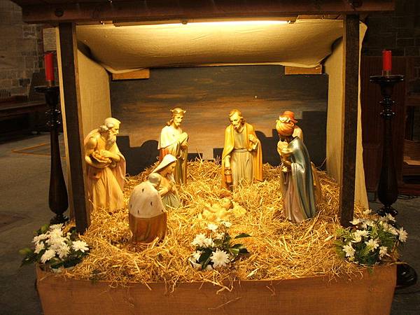 耶穌在馬槽誕生