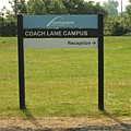 Coach Lane Campus 指示牌