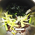 涼拌海帶木耳絲