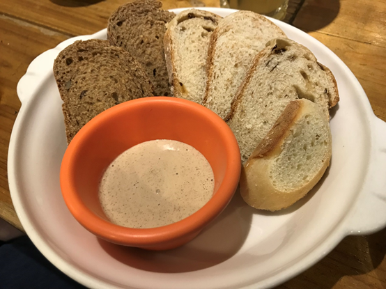 (已停業) [台北美食] 登打士街x善導寺站x麵包飲料吃到飽