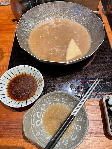 【台北南港美食】黑毛屋x南港中信店x日式鍋物店x柚子味噌鍋