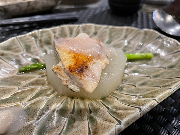 【台北信義美食】明水然．樂x無菜單鐵板燒料理x信義松菸店