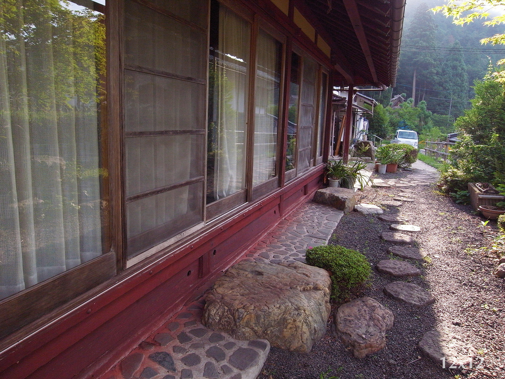 | 日本京都 | 美山町住宿推薦 在合掌屋裡住一晚 久や