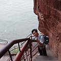 26 九曲棧道 zigzag stairway carved into cliff