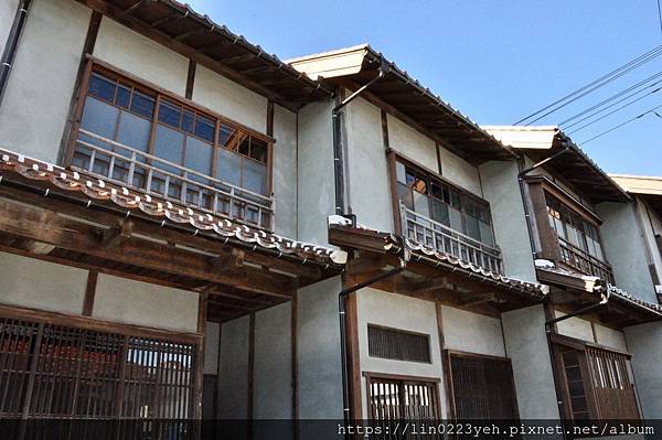 山陰小京都（倉吉白壁土蔵群）108-9/26