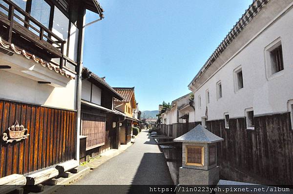 山陰小京都（倉吉白壁土蔵群）108-9/26