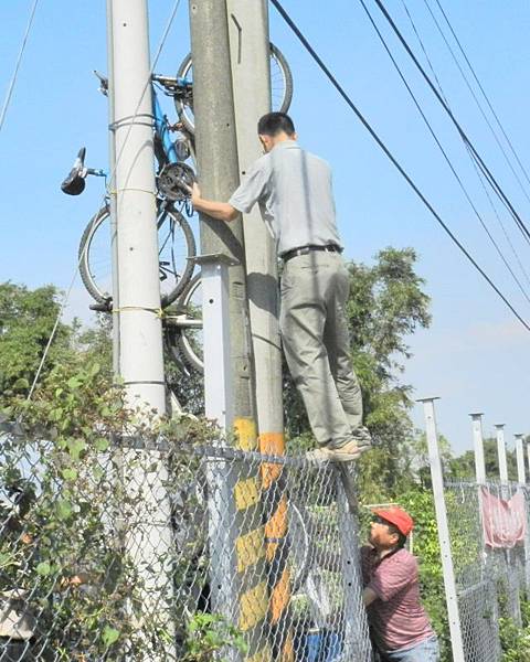 20131109開勤有機農場~~掛招牌佈置 (107).JPG