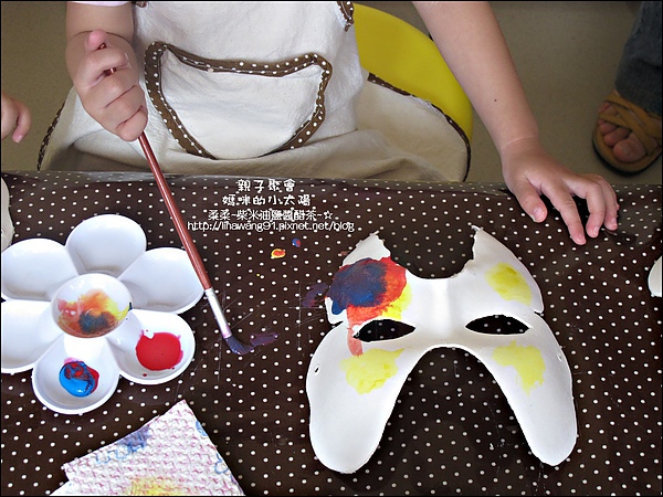 媽咪小太陽親子聚會-萬聖節-蝴蝶面具-2010-1025 (22).jpg