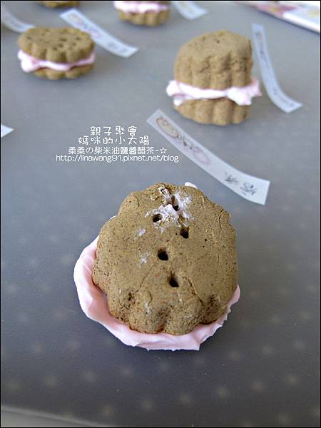 媽咪小太陽親子聚會-2011-0302-咖啡色-黏土餅乾 (15).jpg