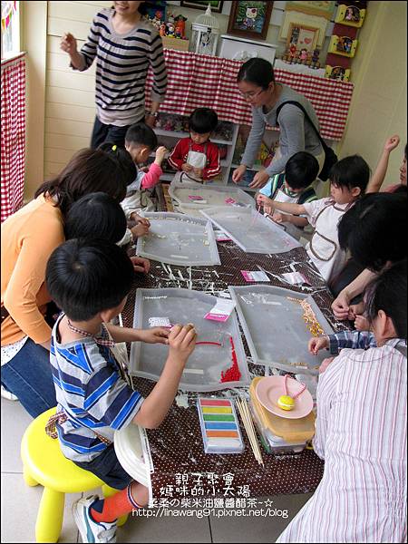 媽咪小太陽親子聚會-法國-馬卡龍-2011-0502 (9).jpg