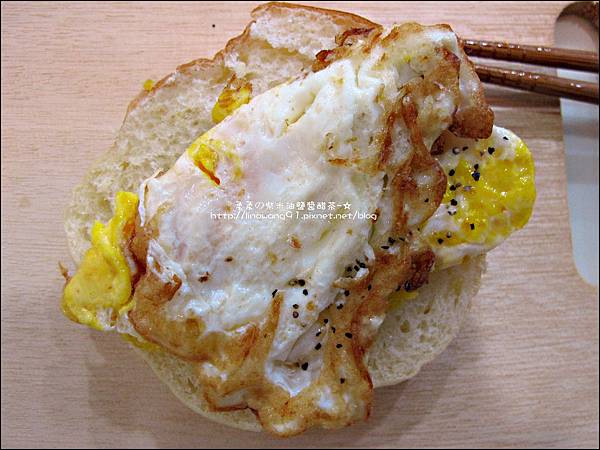 2011-1110-火腿青蛙漢堡 (2).jpg