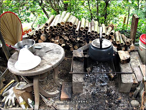 2012-0512-苗栗-獅潭-紙湖農場桶仔雞 (2)