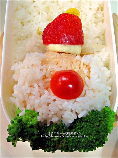 2012-1218-可愛造型便當-聖誕老公公 (3)