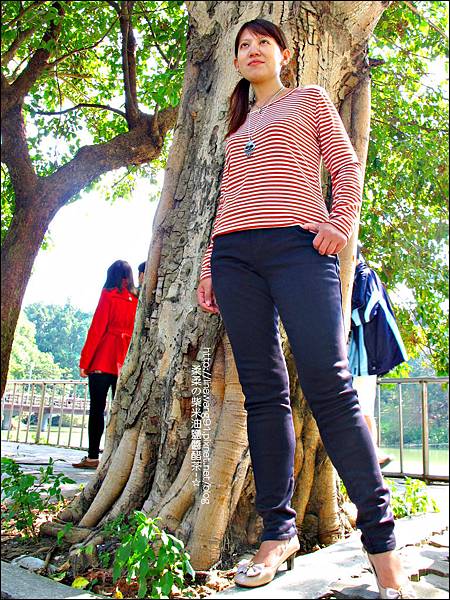 2013-1026-OB嚴選-刷絨顯瘦搖粒絨窄管褲 (1).jpg