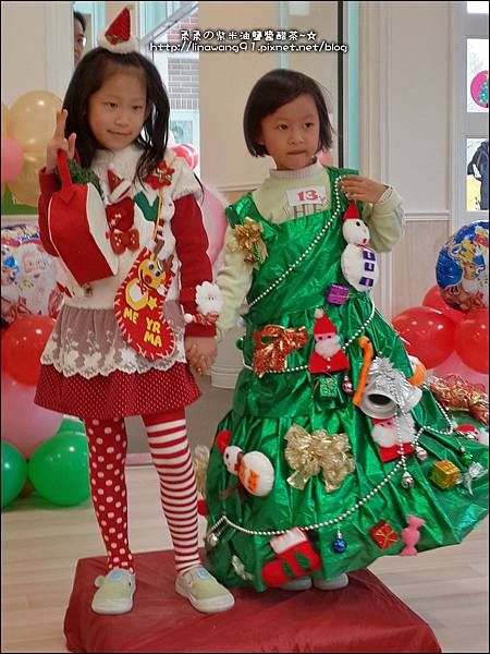 2013-1221-Yuki 5Y11M-幼稚園聖誕服裝秀 (31).jpg