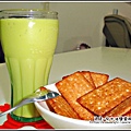 酪梨奶昔+餅乾.jpg