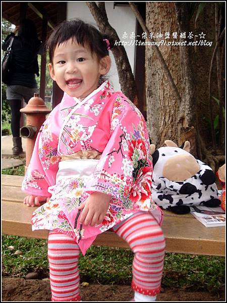 2010-0130-麗池公園-粉色和服外拍 (7).jpg