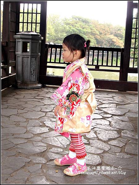 2010-0130-麗池公園-粉色和服外拍 (37).jpg
