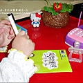 2009-1206-YUKI-1歲11個月玩打電話.jpg