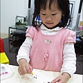 YUKI-2歲3個月玩黏土2010-0409 (6).jpg