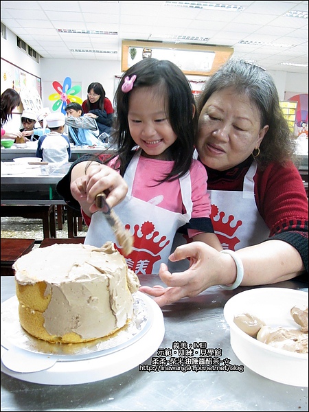 桃園南坎-義美觀光工廠-2010-1204 (32).jpg