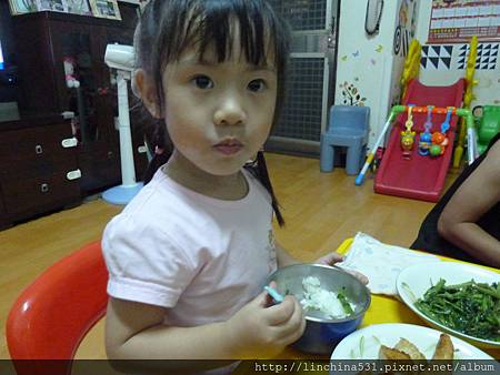 黃小妹加班 黃小妹加班