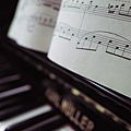 Piano (1)