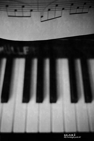Piano (2)