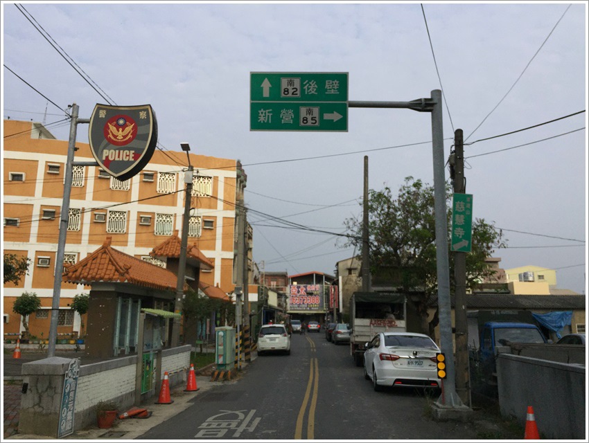 台南親子旅遊-台南後壁無米樂菁寮老街一日遊．漫遊無米樂社區，巧遇崑濱伯