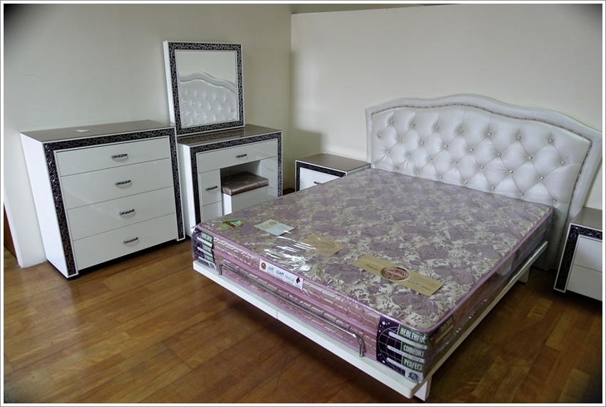 IMG_1980.JPG IMG_1980.JPG