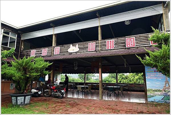 台南東山親子旅遊一日旅行(四)-東香貓咖啡園區-古法龍眼乾烘焙喝咖啡