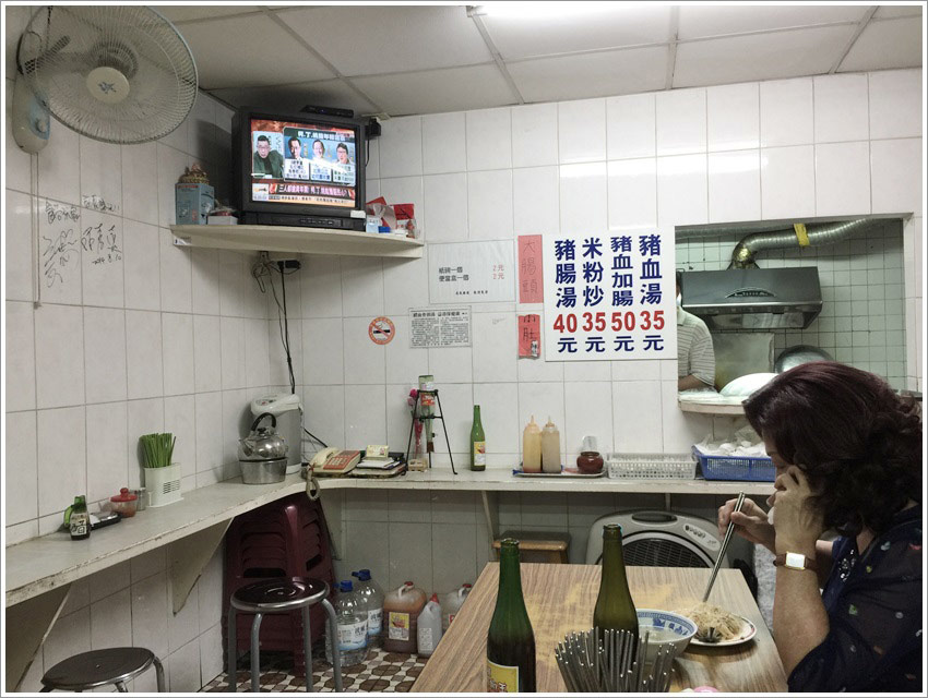 台南美食-慶中街豬血湯巷子內的美食葉家豬血湯老饕回國最愛