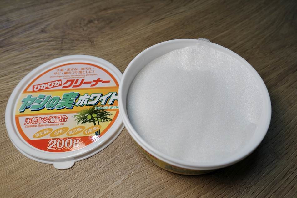 開箱-日本製油垢燒焦專用AIMEDIA艾美迪雅亮晶晶椰果萬用清潔劑 開箱-日本製油垢燒焦專用AIMEDIA艾美迪雅亮晶晶椰果萬用清潔劑