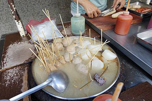 台南美食-北區隱藏版大武街黑輪攤無名四十年黑輪