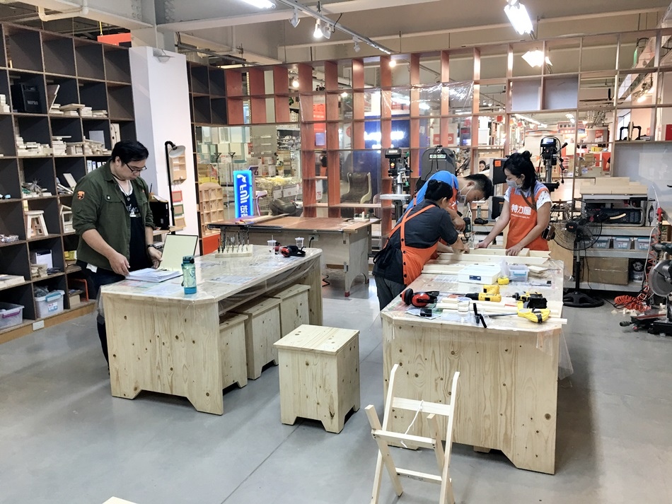 木工DIY-木工手作課程【特力屋手創空間台南仁德店】松木折合桌木工DIY手作課程